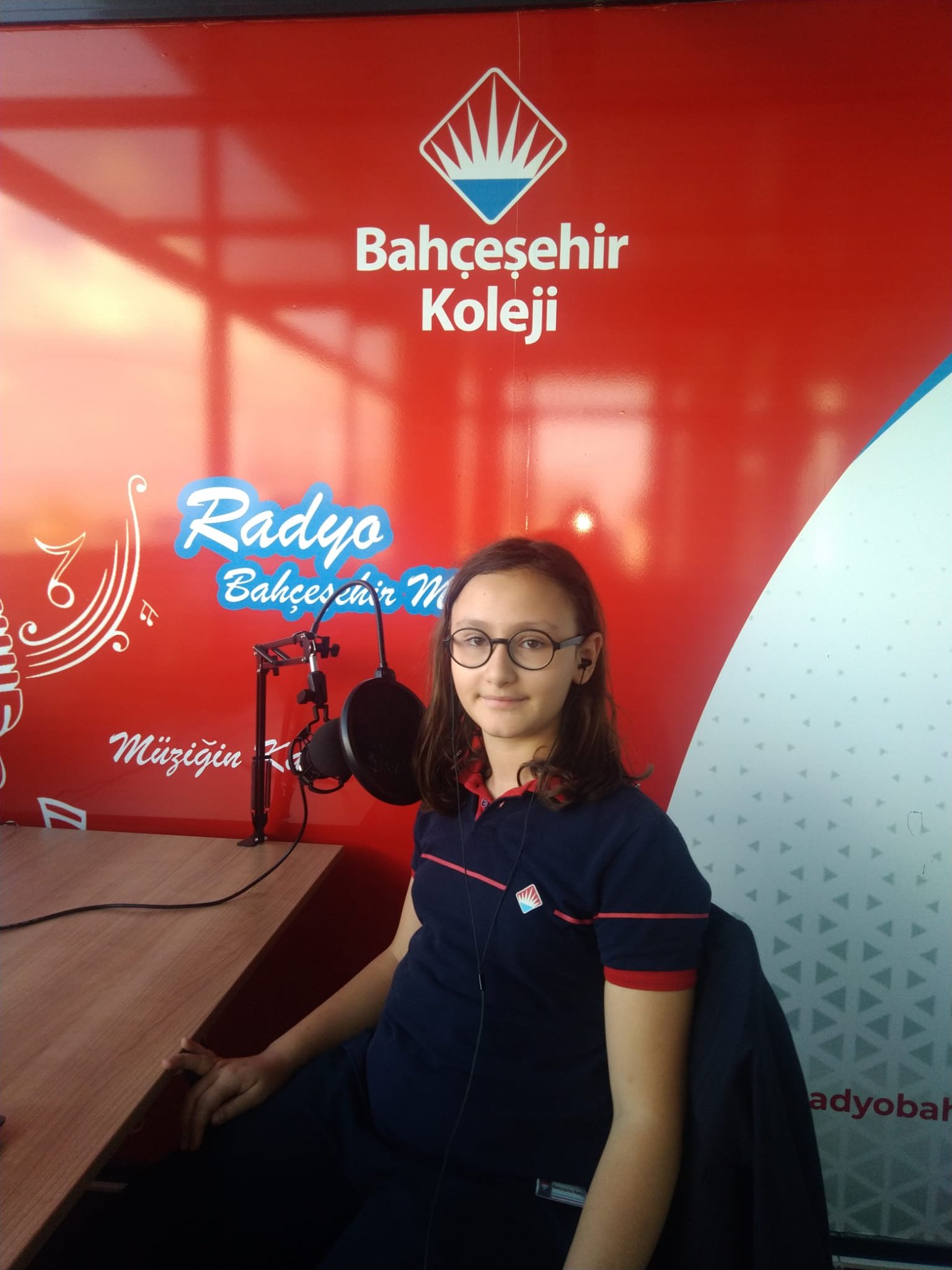 ECRİN NUR BOLAT