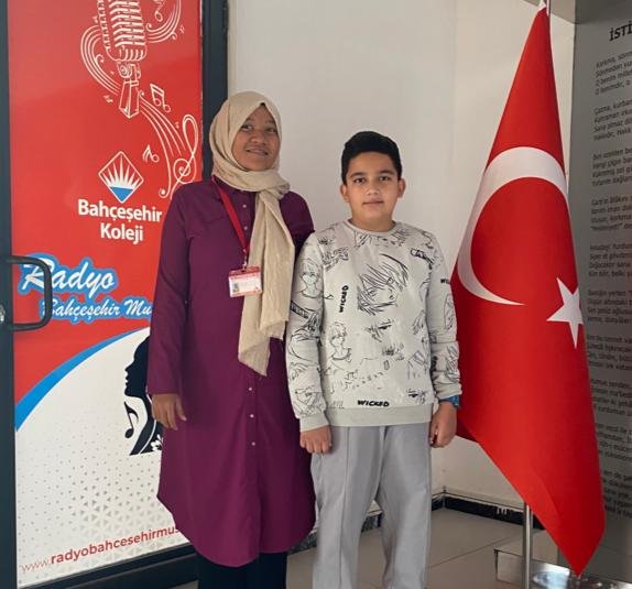 EMİR KAYRA AKYÜZ 5/ A  -DANYA ÖZTÜRK